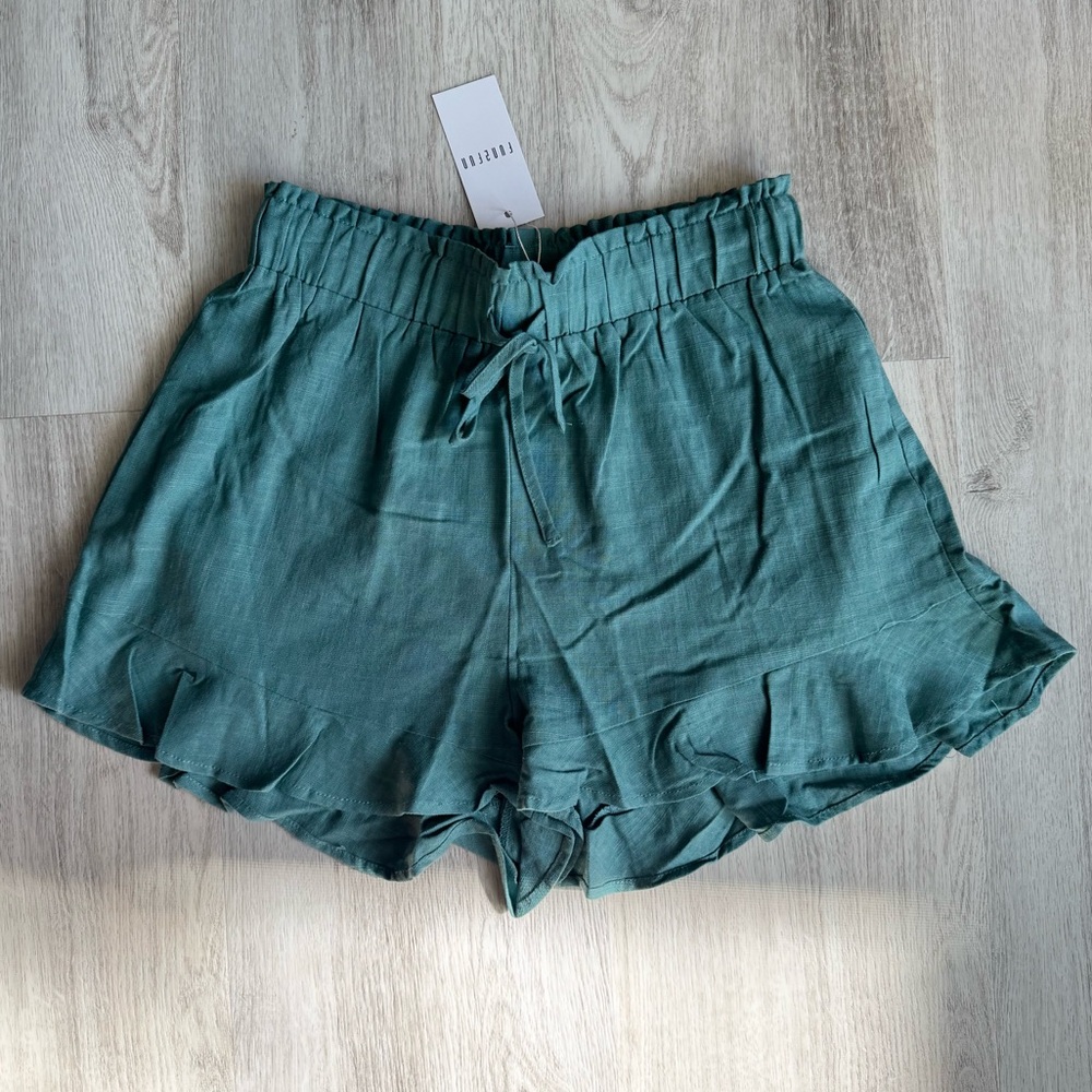 Fun 2 Fun Sage Green Linen Rayon Blend Ruffle Trim Springtime Cute Shorts NEW SM